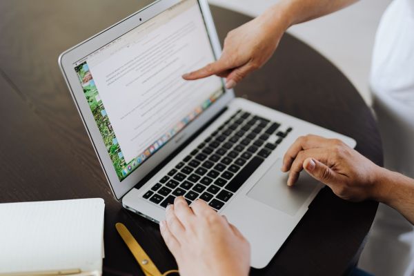 Strategie vincolanti per sviluppare un sistema di monitoraggio delle performance del tuo sito web
